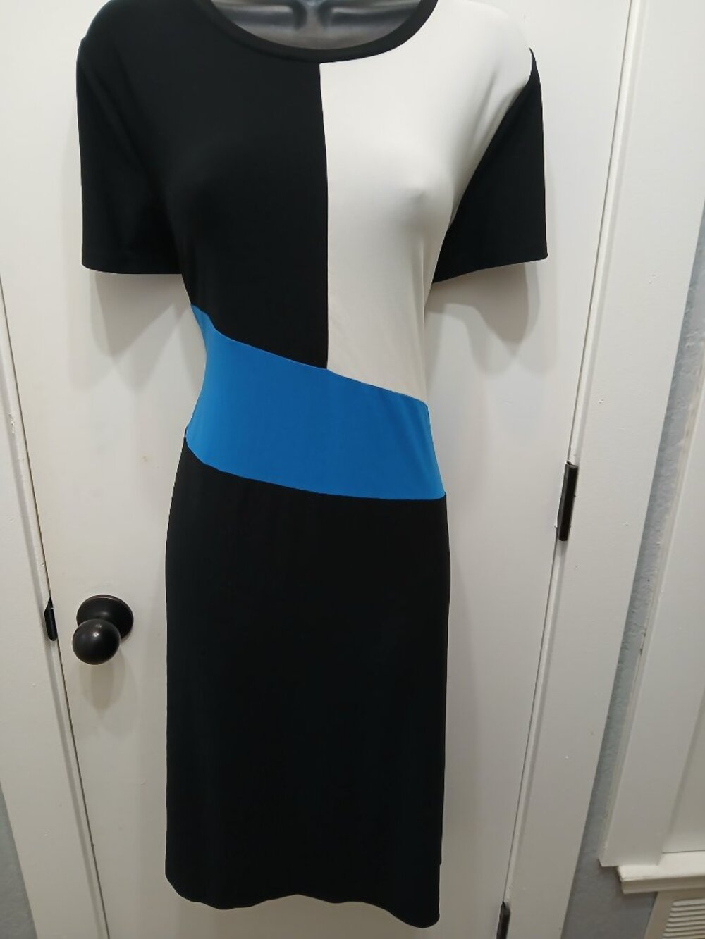 DKNY Tri Color T Dress🩵💙🖤🤍 - Picture 2 of 11